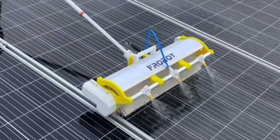 Why Is Solar Panel Cleaning Important for Your PV Plant?